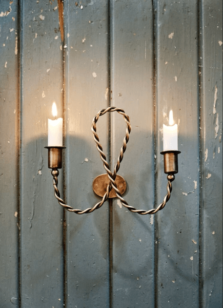 Hovedbilde Vegglysestake Estelle Antik messing